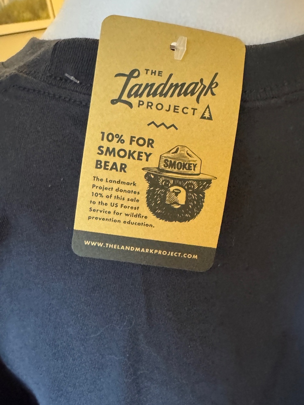 NWT Landmark- Unisex- Smokey Bear Graphic Tee - Black - Picture 6 of 6